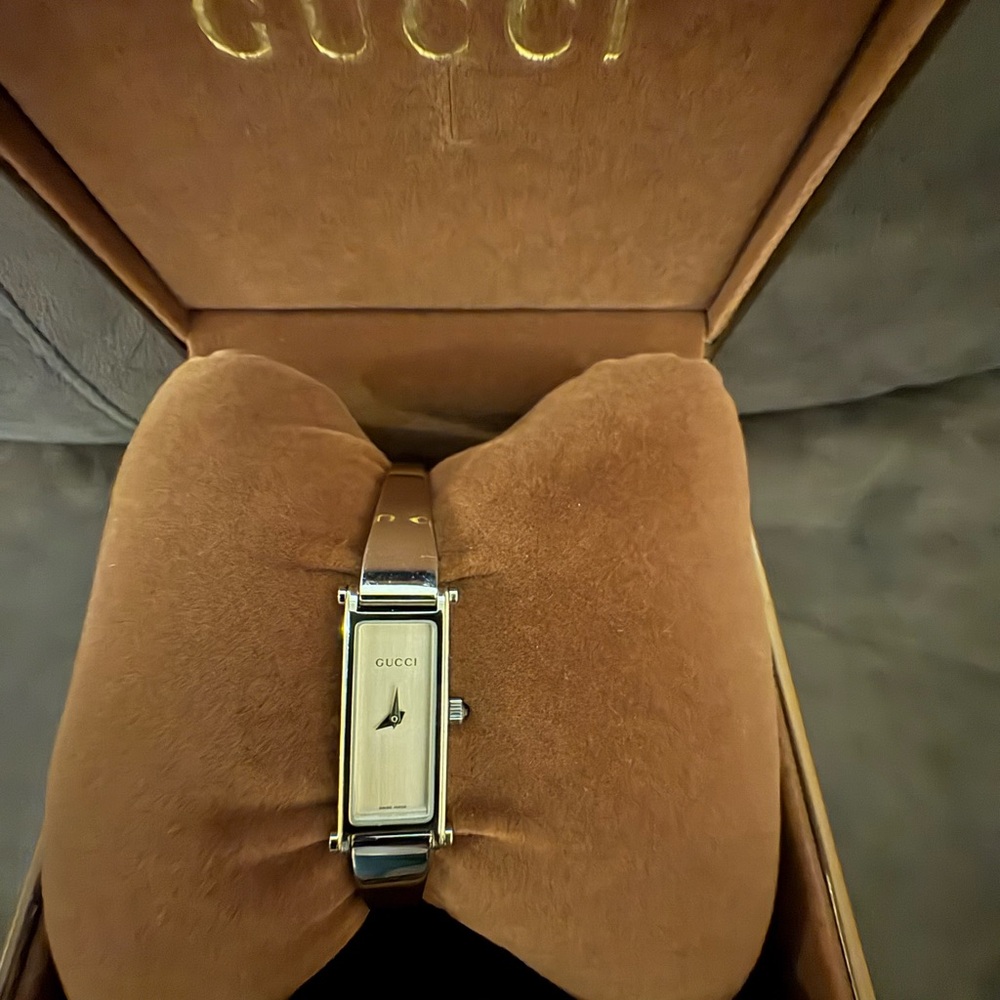 Gucci Gold Tone Rectangular Women's Bracelet Watch